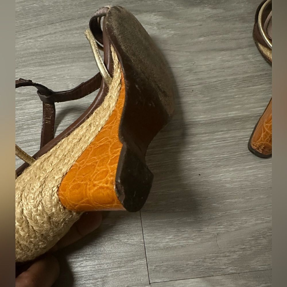 Louis Vuitton Wedges size 35 1/2 - Picture 7 of 10